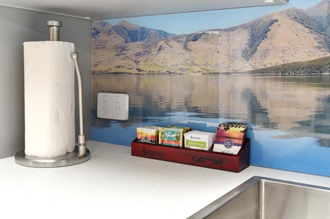 Brockworth Place - Christchurch Holiday Homes Bagian luar foto