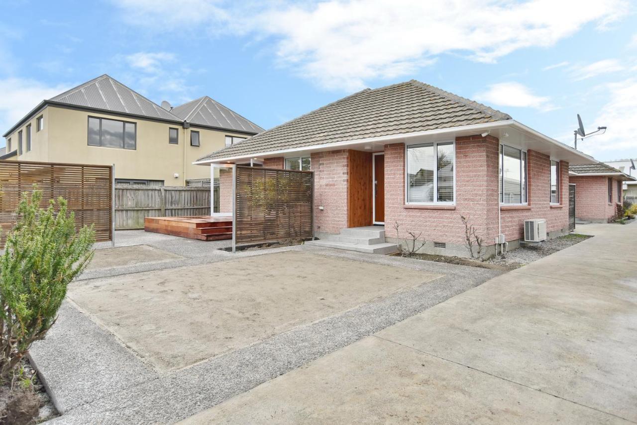 Brockworth Place - Christchurch Holiday Homes Bagian luar foto