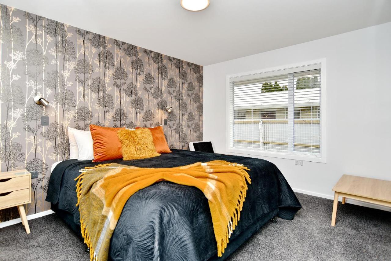 Brockworth Place - Christchurch Holiday Homes Bagian luar foto