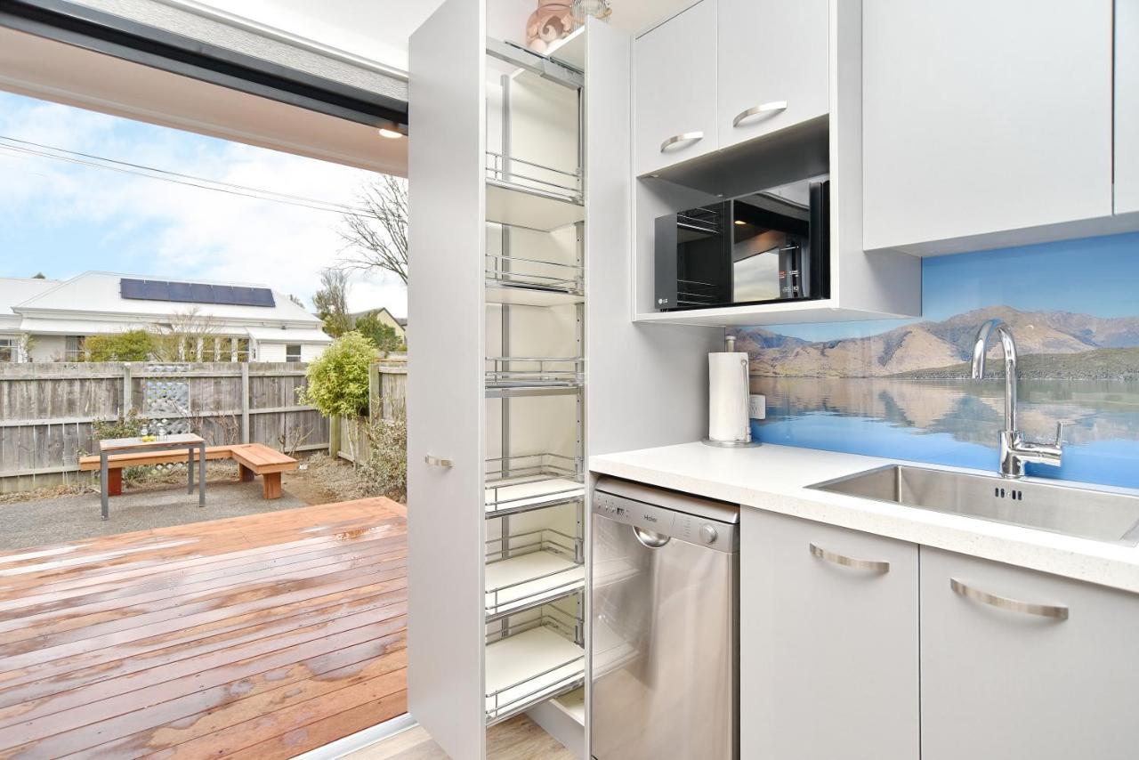 Brockworth Place - Christchurch Holiday Homes Bagian luar foto