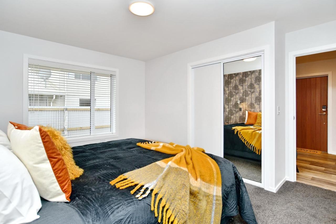 Brockworth Place - Christchurch Holiday Homes Bagian luar foto