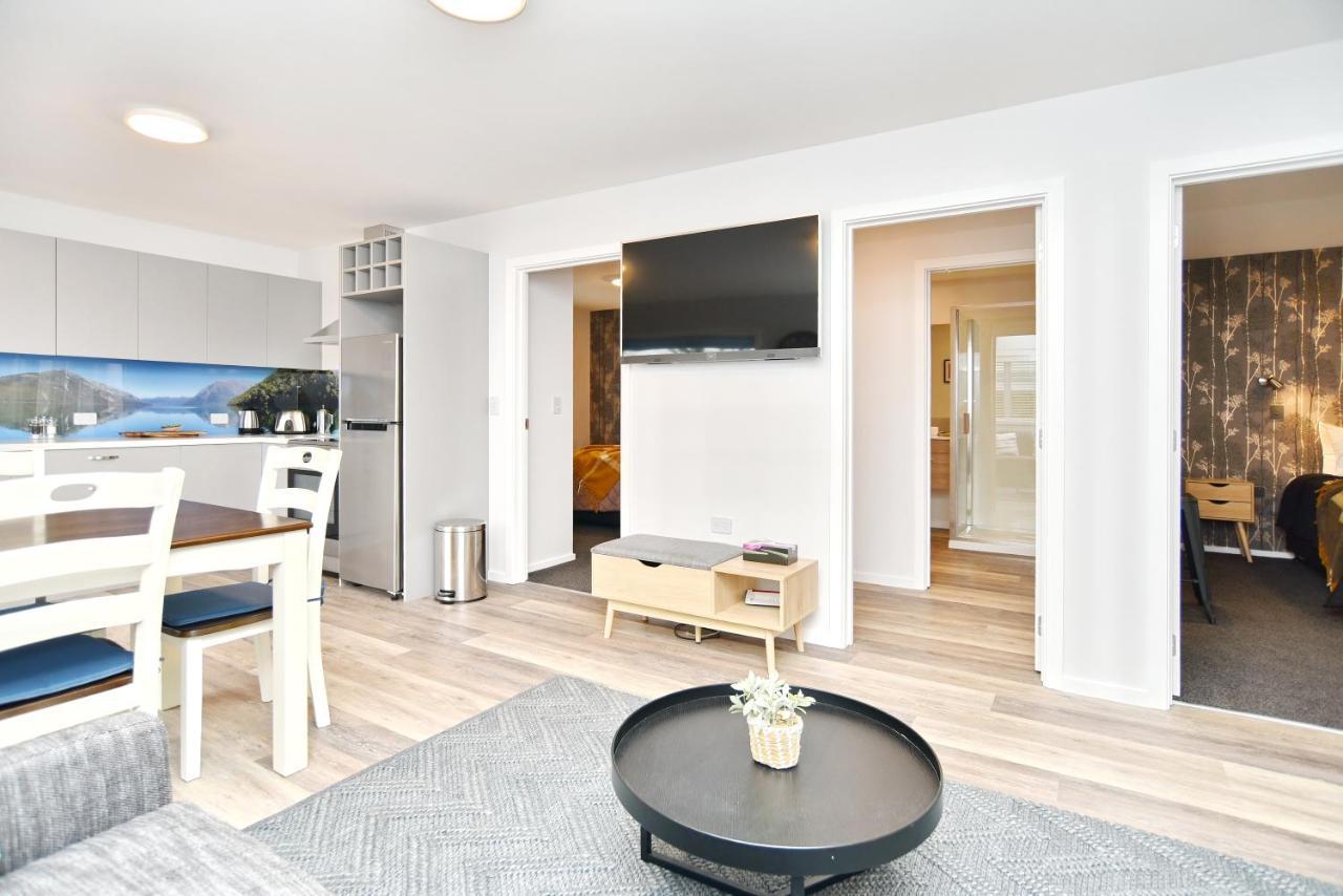 Brockworth Place - Christchurch Holiday Homes Bagian luar foto