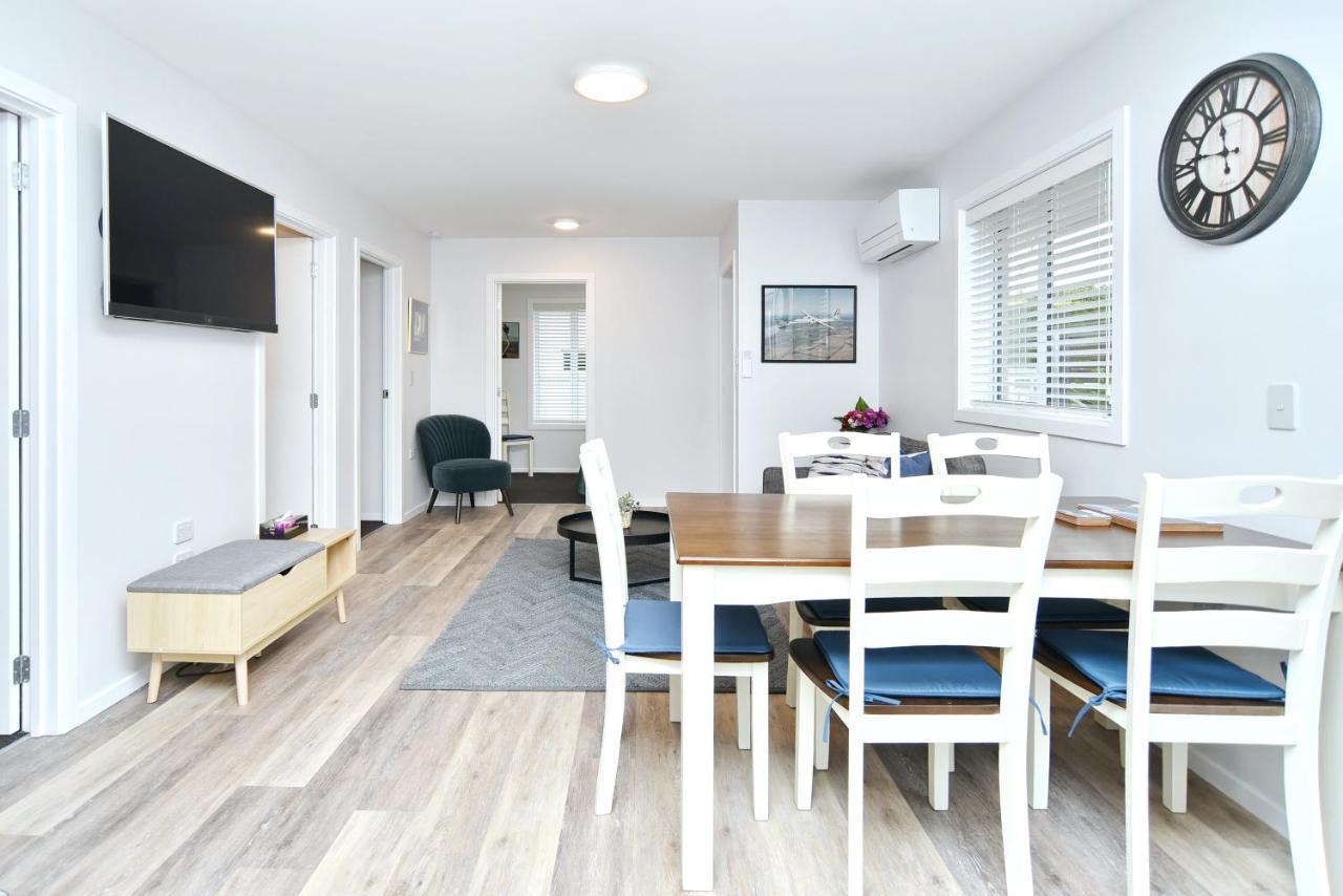 Brockworth Place - Christchurch Holiday Homes Bagian luar foto