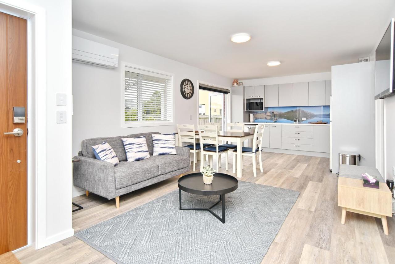 Brockworth Place - Christchurch Holiday Homes Bagian luar foto